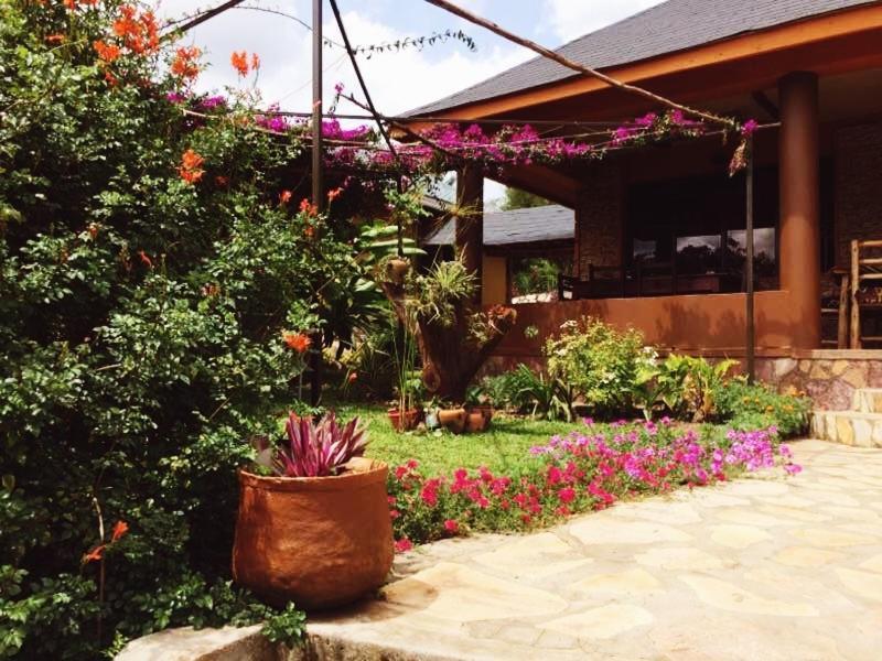 Nyore Hillside Retreat Mbarara Dış mekan fotoğraf