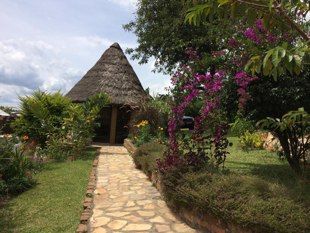 Nyore Hillside Retreat Mbarara Dış mekan fotoğraf